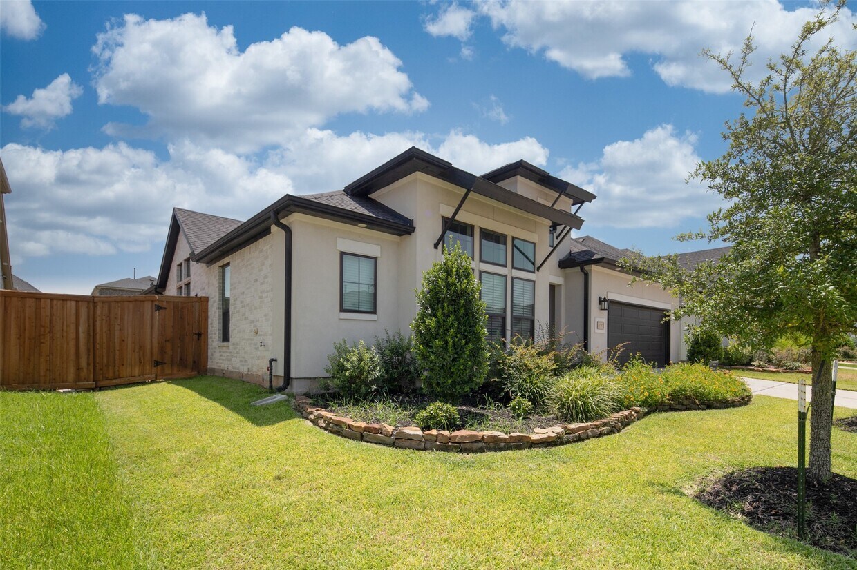 Foto principal - 27427 Gardinia Ridge Dr