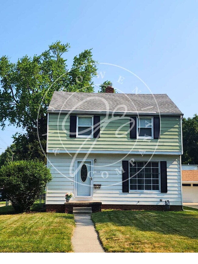 Foto del edificio - Move-In Ready! Spacious 4–5 Bedroom Home w...