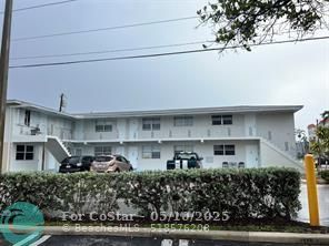 Foto del edificio - 4652 Poinciana St