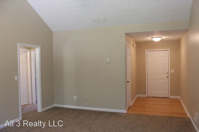 Building Photo - 3 br, 2.5 bath House - 30 Chase Drive