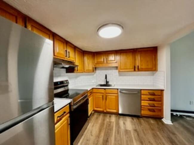 Interior Photo - 200 West Apartments