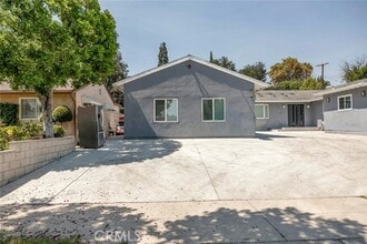 Building Photo - 18243 Donmetz St
