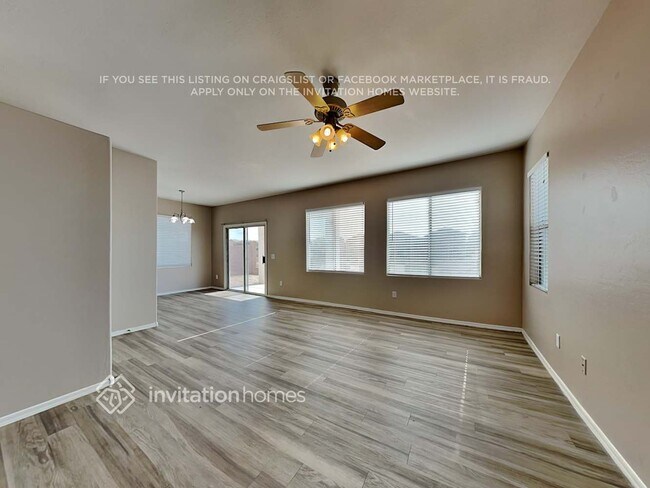 Building Photo - 1204 S 120th Ln