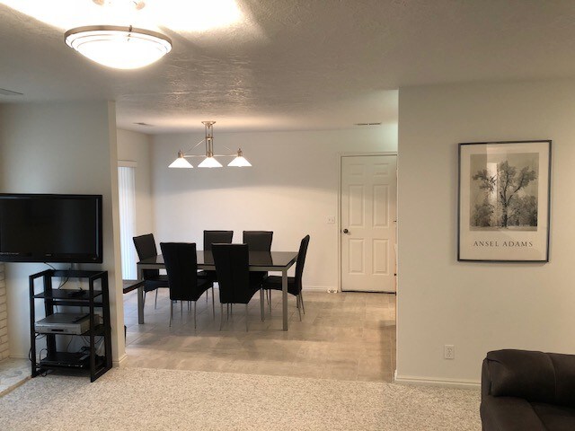 Building Photo - 3344 Chaparral Dr