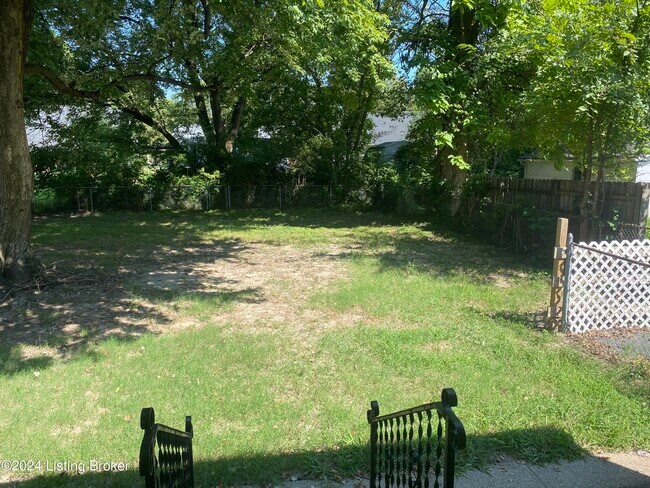 Building Photo - 2711 Gardiner Ln