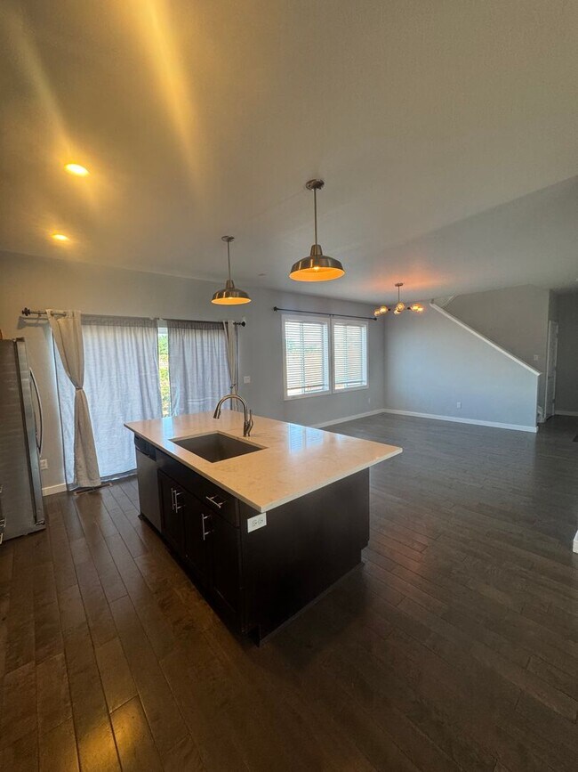 Building Photo - 10816 Truckee Cir