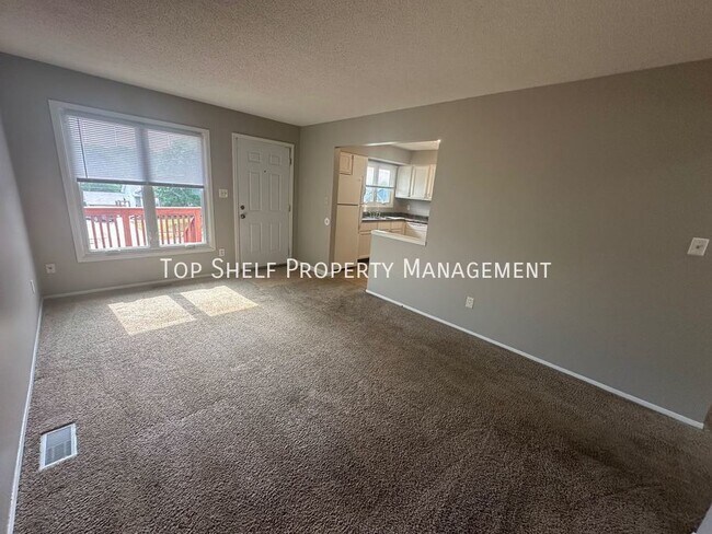 Foto del edificio - 5207 SE 5th St