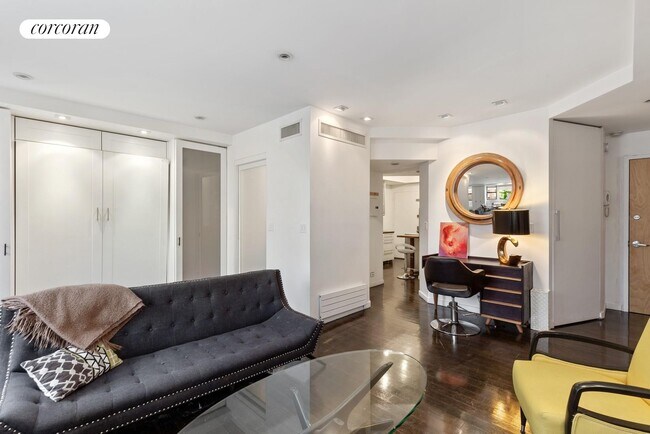 Foto del edificio - 296 Elizabeth St