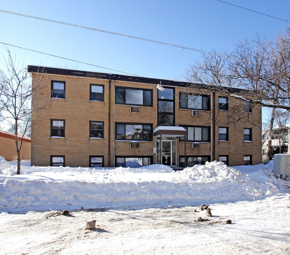 Building Photo - 1086 York Ave