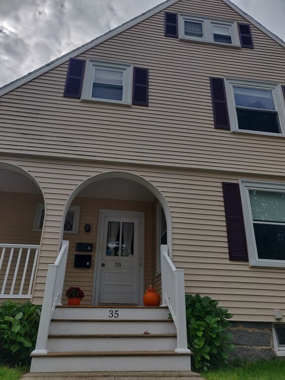 Foto del edificio - 35 Sagamore Ave