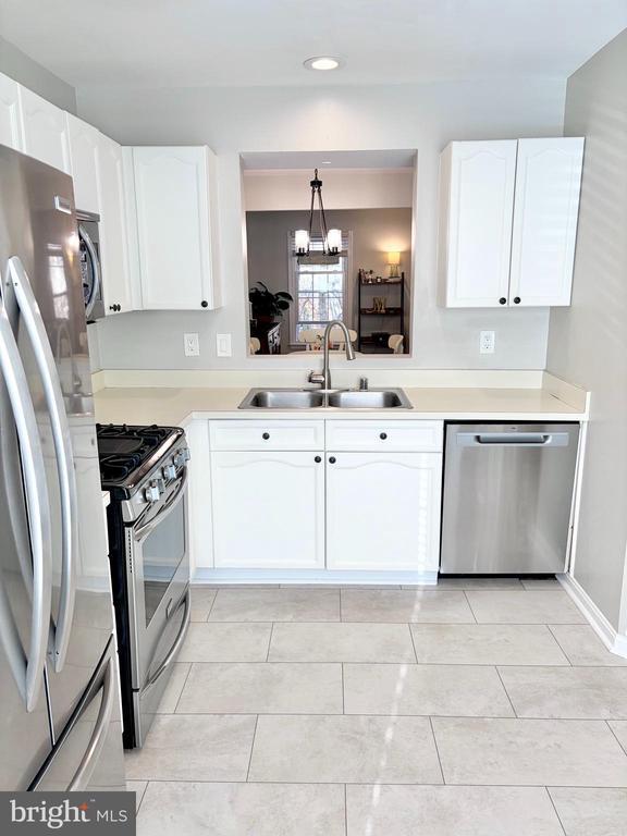 Foto del edificio - 46756 Woodmint Terrace