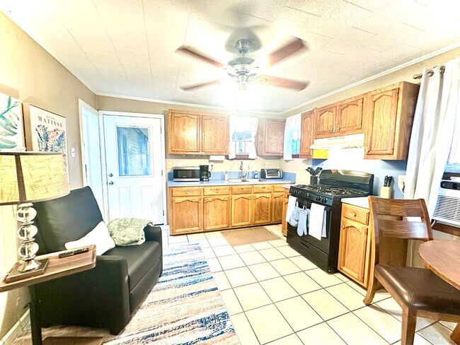 Foto del edificio - 3760 Addis Ln