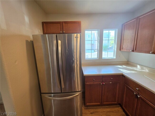Building Photo - 9144 Captivating Ave