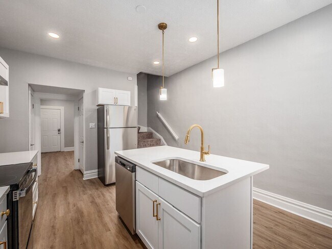 Foto del edificio - 1240 S Washington Ave