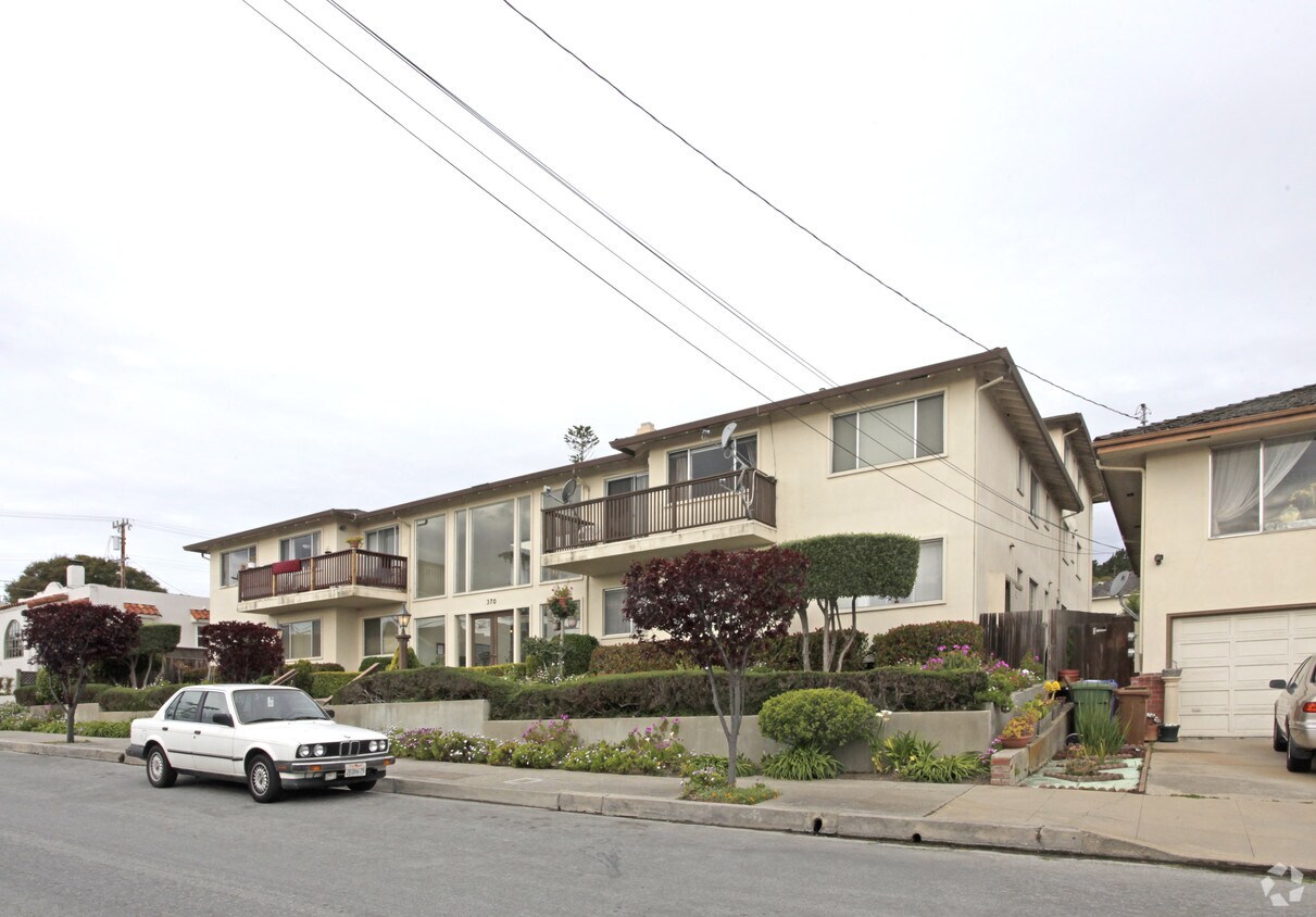 370 Clay St, Monterey, CA 93940 Apartments in Monterey, CA