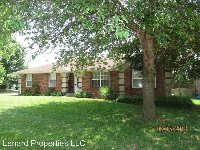 Building Photo - 3 br, 2 bath House - 608 Cypress