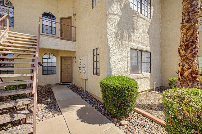 Foto del edificio - 930 N Mesa Dr