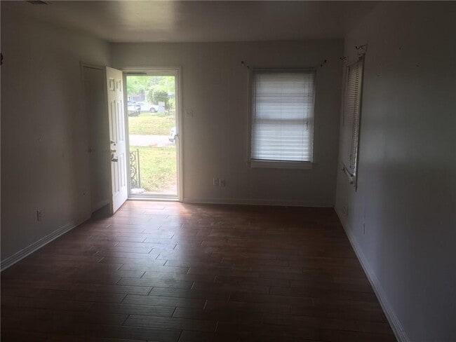 Building Photo - 3104 Rand Ct