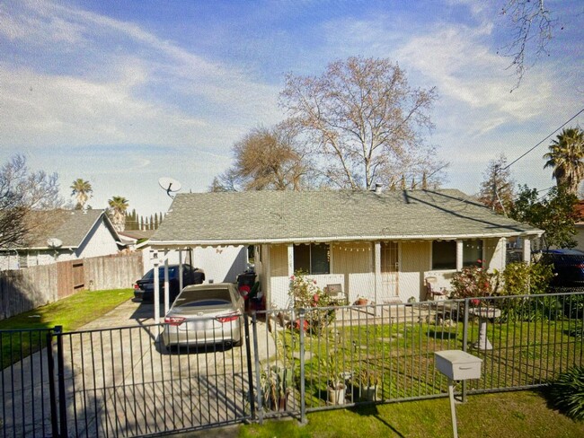 Building Photo - 617 Granger Ave