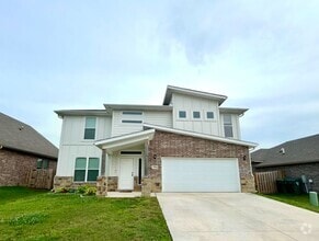 Building Photo - 2111 Periwinkle Pl