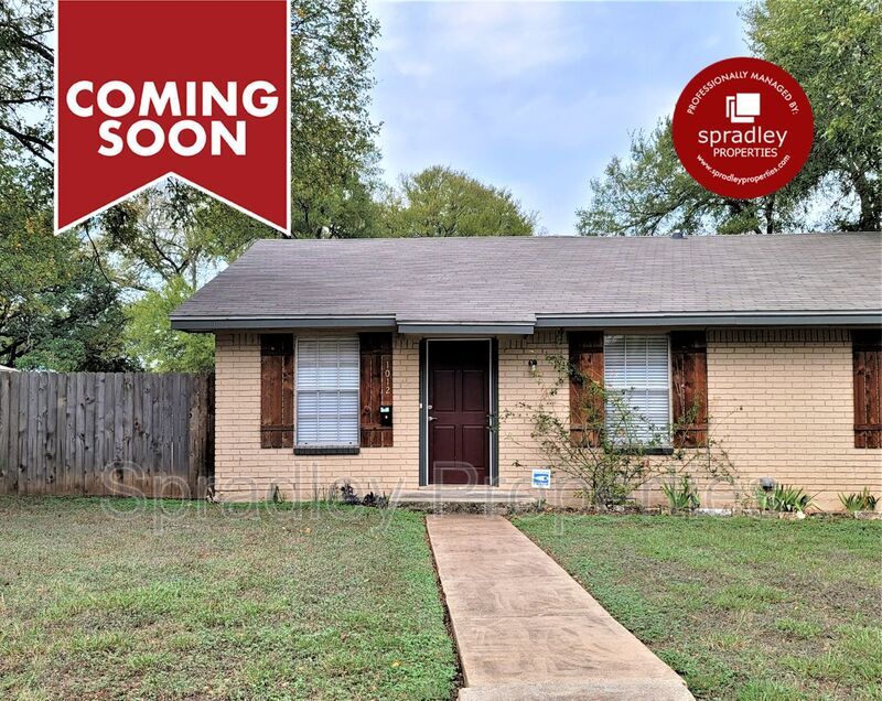 1012 N Wall St, Belton, TX 76513 Condo for Rent in Belton, TX