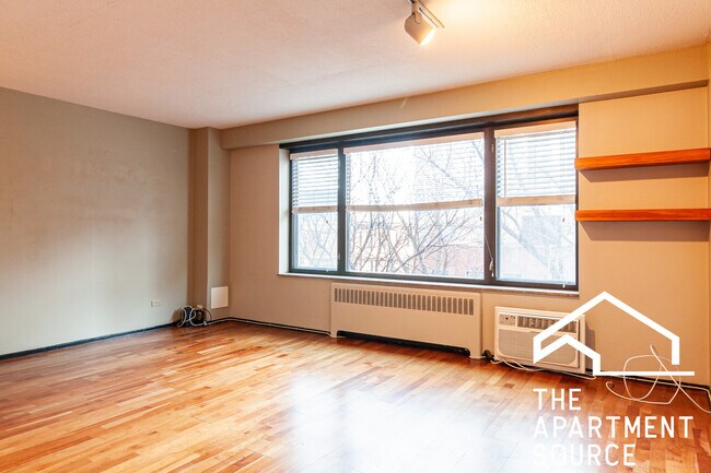 Foto del edificio - 3100 N Lake Shore Dr