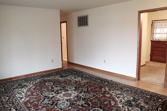 Foto del edificio - 425 N Hillsdale Dr