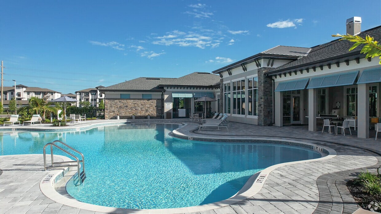 Foto principal - VIVE Apartments - Fort Myers, FL