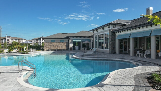 Building Photo - VIVE Apartments - Fort Myers, FL