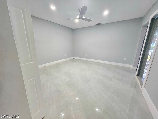 Foto del edificio - 17748 Port Boca Ct