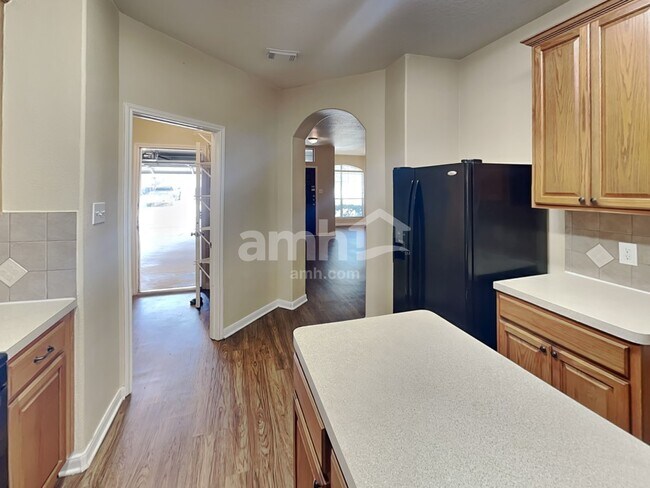 Foto del edificio - 23511 Hidden Maple Dr