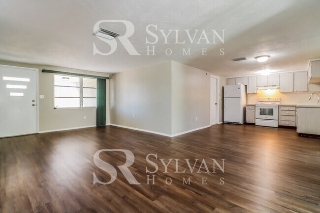 Foto del edificio - Charming 4BR 2BA Home