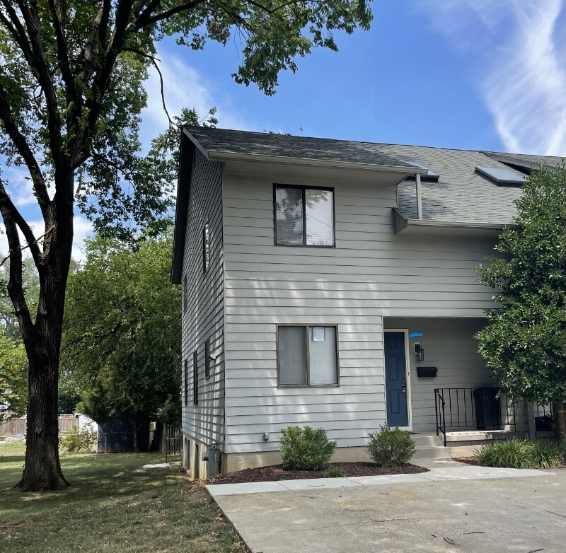 Primary Photo - 1506 West St