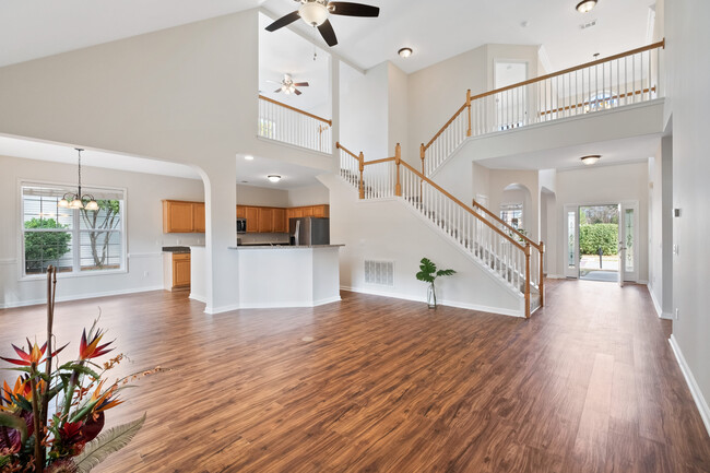Building Photo - 154 Pinecrest Dr