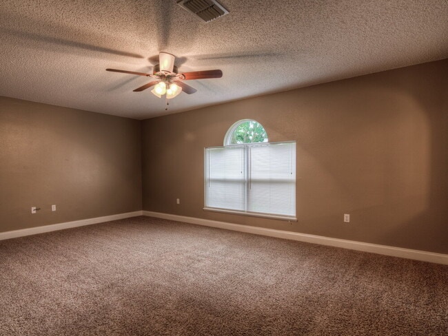 Foto del edificio - 4231 Stonefield Dr