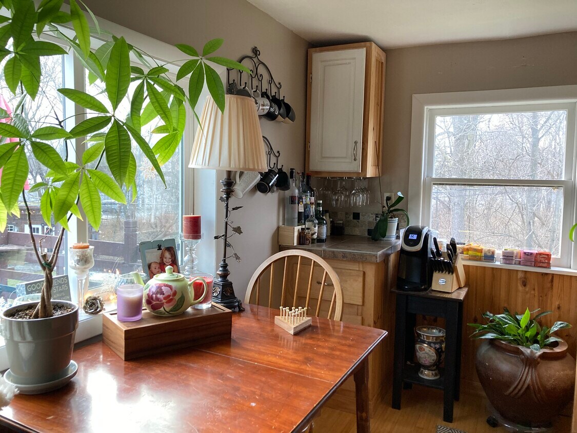 Primary Photo - 120 E Mill St