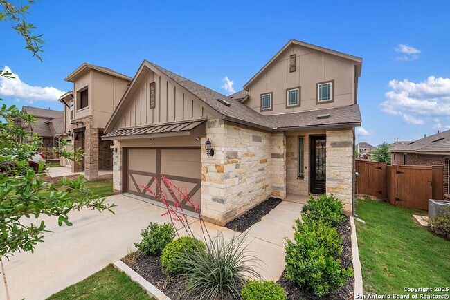 Building Photo - 2058 Egret Ave
