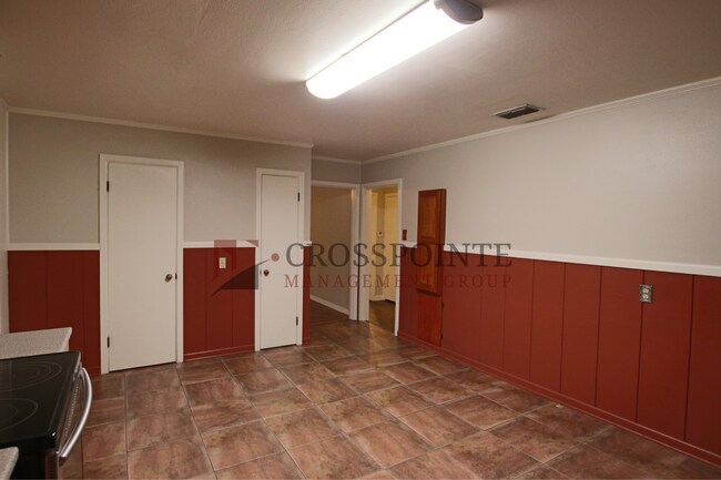 Foto del edificio - 2 Bedroom 1 Bath Single Family Home in Lindale ISD!
