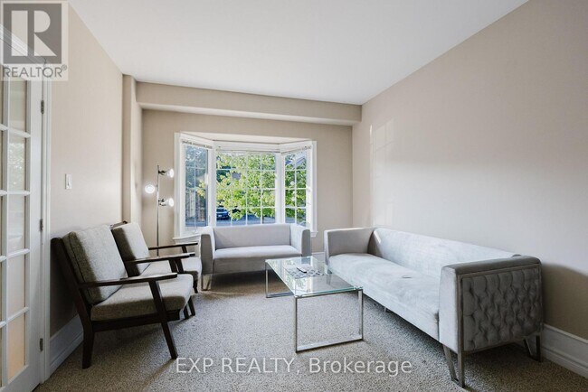Building Photo - 263 Deercroft Ave