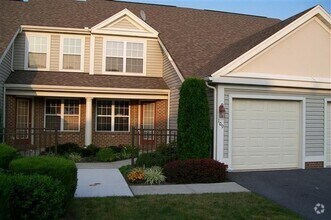 Building Photo - 109 Oak Hill Ln