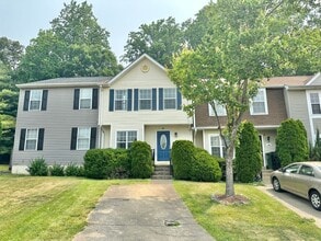 Building Photo - 103 Staunton Ct
