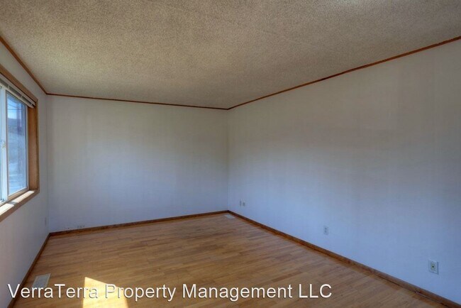 Foto del edificio - 2216 S Hinds St