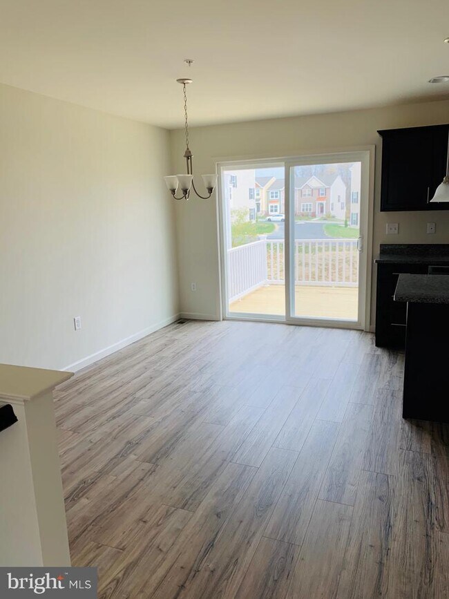 Foto del edificio - 5140 Laurel Valley Ln