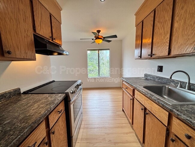Building Photo - 5312 Ridgeview Cir