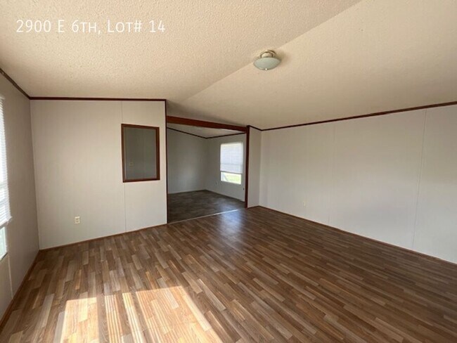 Foto del edificio - 2900 E 6th Ave