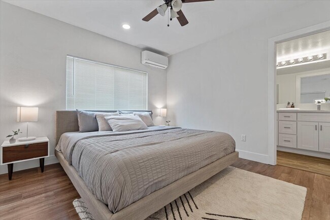 Foto del edificio - 5738 Ruthelen St
