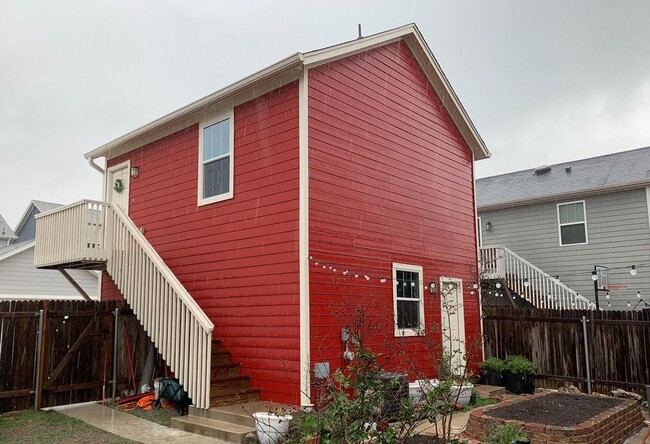 Building Photo - 1512 Arbor Knot Dr