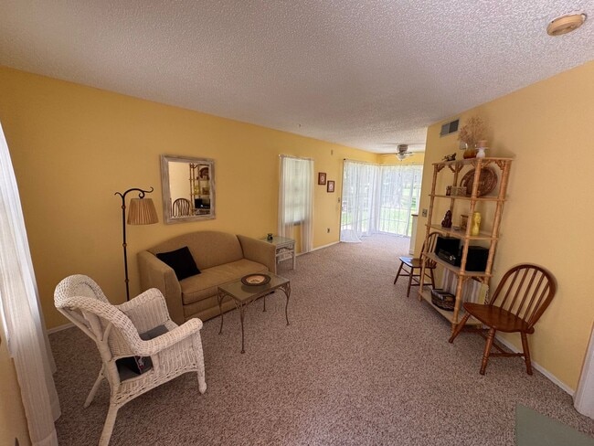 Building Photo - Furnished 1-Bedroom in Derby Downs 55+ Community