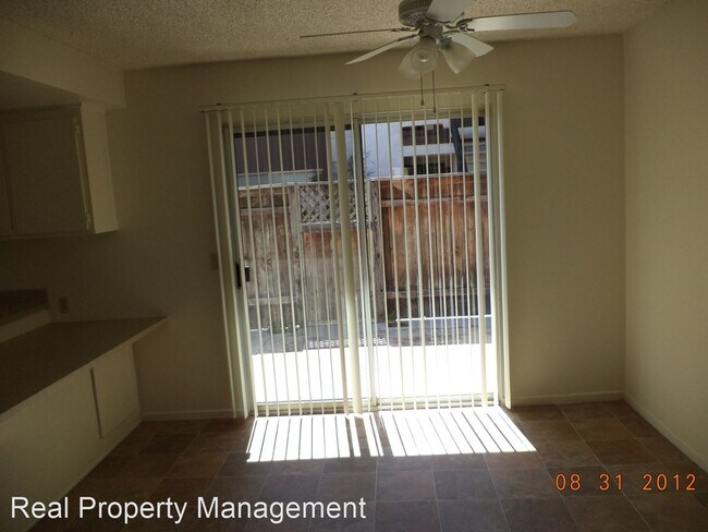 Building Photo - 2139 Via Esmarca