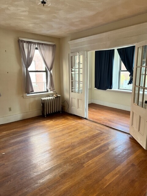 Primary Photo - 127 Cedar St